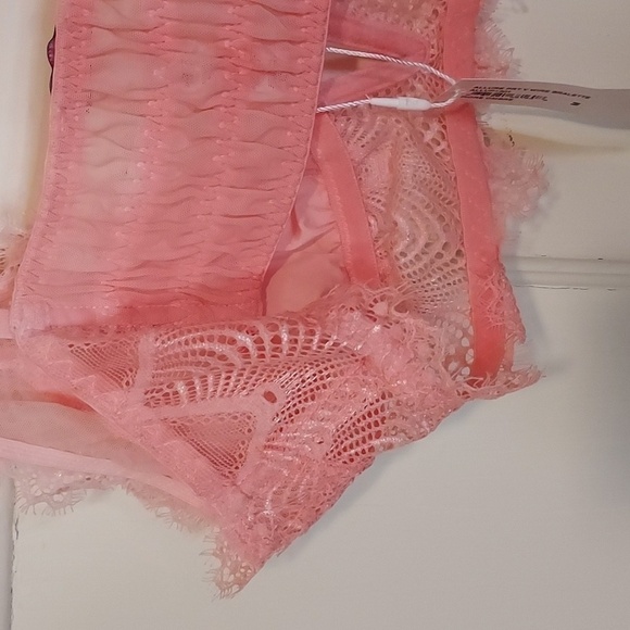 Cossabella Allure V Wire Bralette in Fiore Ombre - Picture 15 of 15